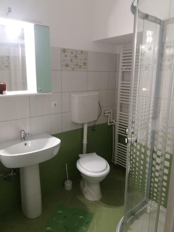 Charming Downtown Studio Brasov Exterior photo